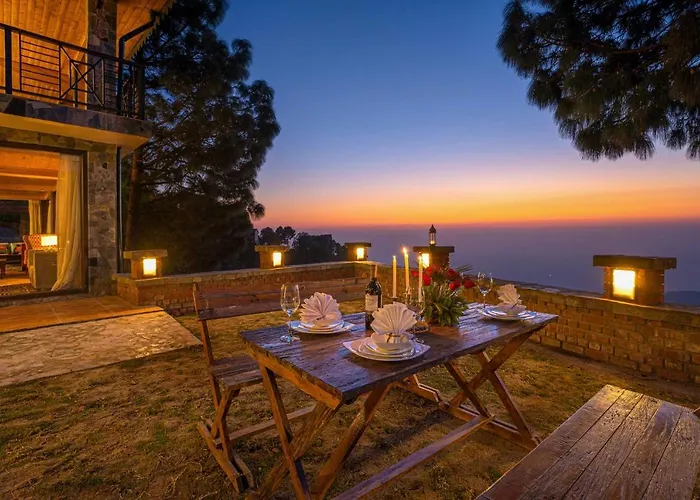 Stayvista At The Winter Line With Complimentary Breakfast Kasauli